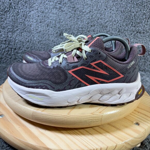 New Balance Fresh Foam X Hierro v8 Trail Running Shoe Women Size 9.5 Wide Vibram - Picture 1 of 8
